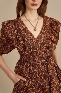 Christy Lynn Stephanie Wrap Top Brown Linen Ruffled Tie Belt Short Sleeve Sz M